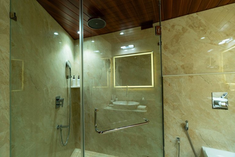 Bathroom 4, Ginger Hyderabad Airport Road, Ranga Reddy