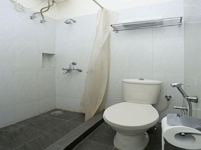 Bathroom, Hotel Omni, Chandigarh