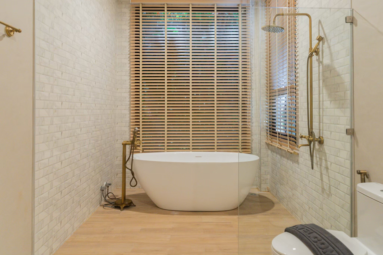 Bathroom 4, Oxygen Valley Khao Yai B1, Pak Chong