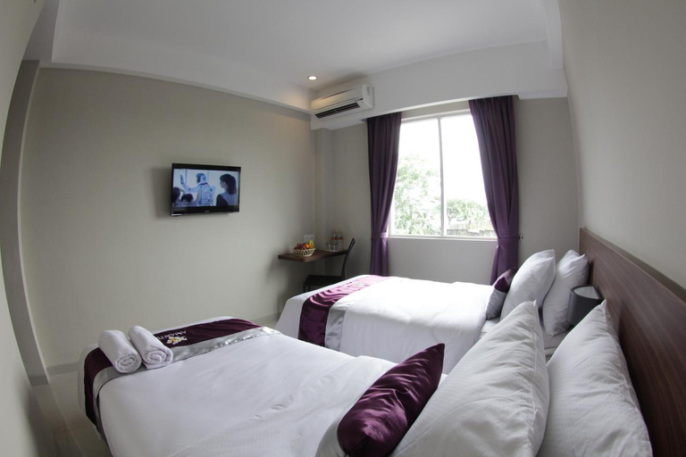 Bedroom 18