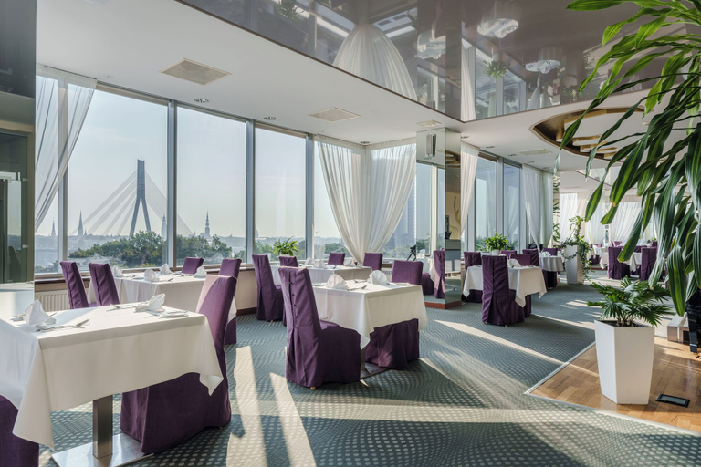 Food & Drinks 5, Riga Islande Hotel with FREE parking, Riga