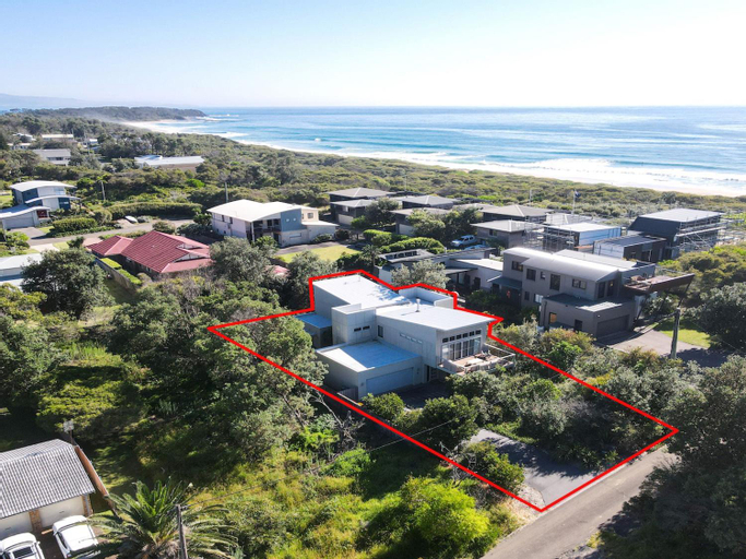 Sunshine Beach House, Shoalhaven - Pt B