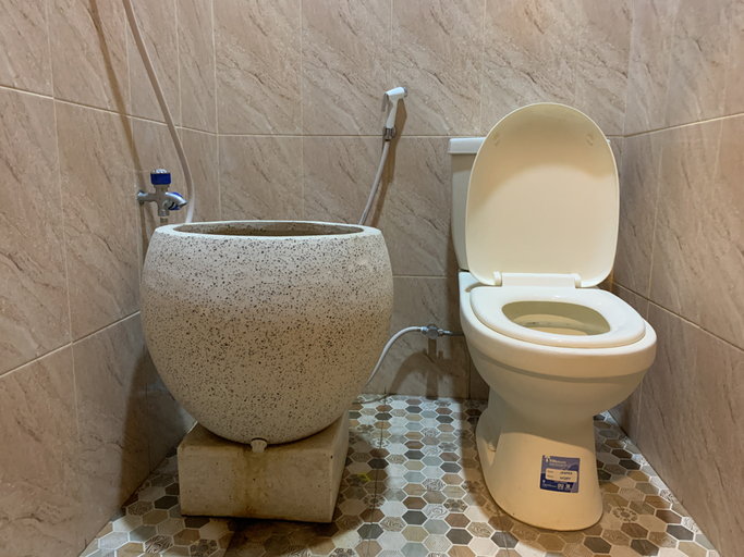 Bathroom 3, Budi Bambu Homestay Yogyakarta Bangunjiwo RedPartner, Bantul