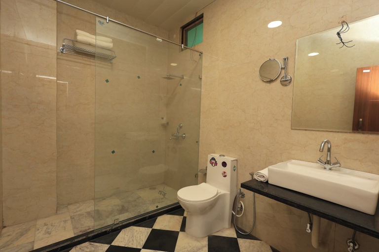 Bathroom 4, MASA HAVELI, Agra