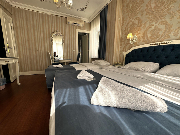 Bedroom 3, Alyon Hotel Taksim, Beyoğlu