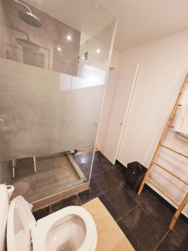 Bathroom 4, Peers Guest House, Cascais