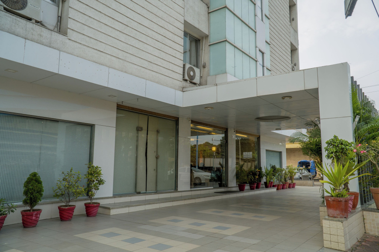 Exterior & Views 2, The Horizon Hotel, Bharuch