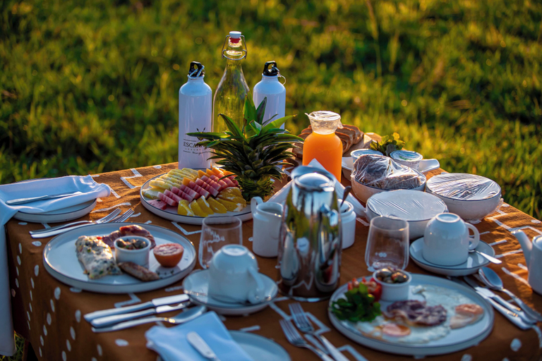 Food & Drinks 5, Escarpment Serengeti Luxury Camp, Serengeti