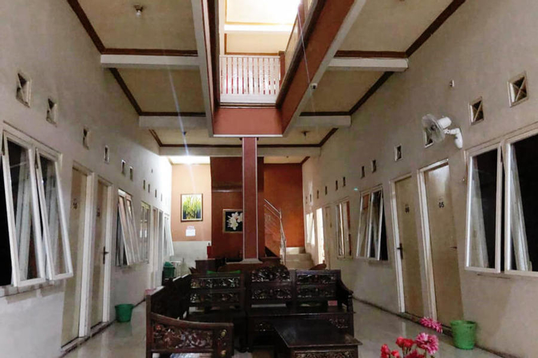 Others 4, Homestay Babussalam Rungkut RedPartner, Surabaya