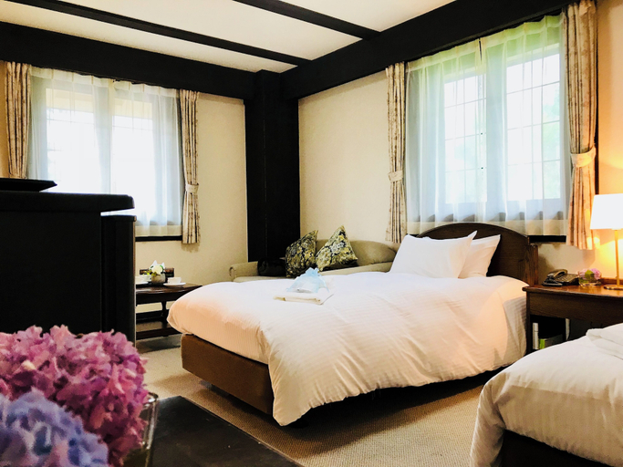 Bedroom 3, Shakespeare Hotel, Hakuba