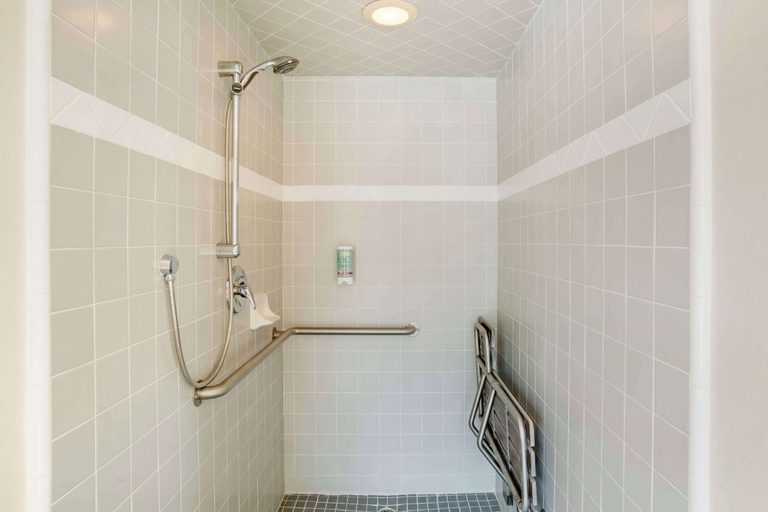 Bathroom 4, Best Western Clovis Cole, Fresno