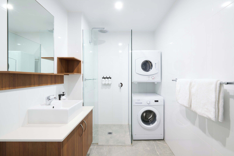 Bathroom 4, Abode Hotel Malua Bay, Eurobodalla