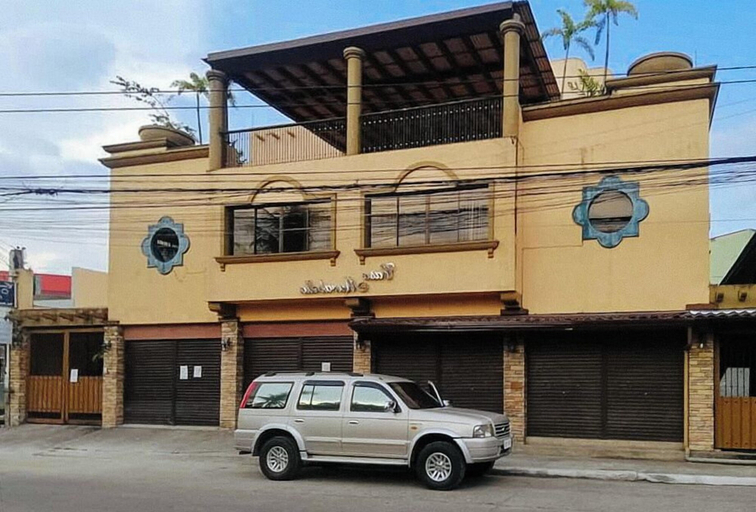 Exterior & Views, Reddoorz @ Casa Marabella Villamonte Bacolod City, Bacolod City