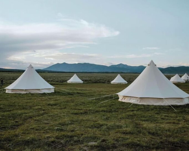 Yellowstone Glamping, Fremont