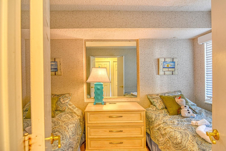 Others 4, Ocean Front, Private Balconies, Horry