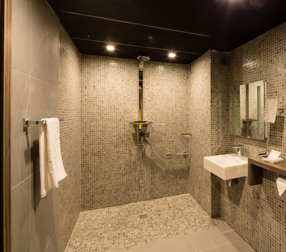 Bathroom 4, Hotel de Brienne, Haute-Garonne