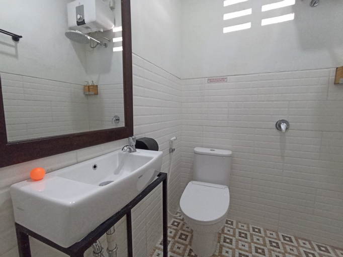 Bathroom 2