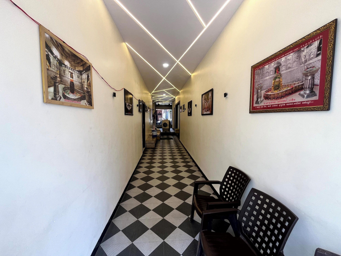 Others 3, Hotel Kesar Palace, Ujjain