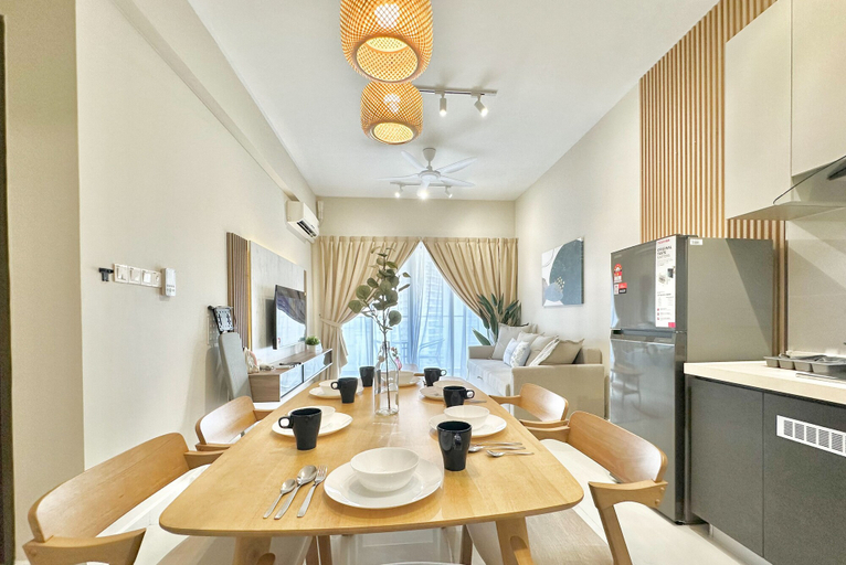 Dining Room 4