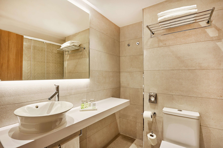 Bathroom 4, NH Sants Barcelona, Barcelona