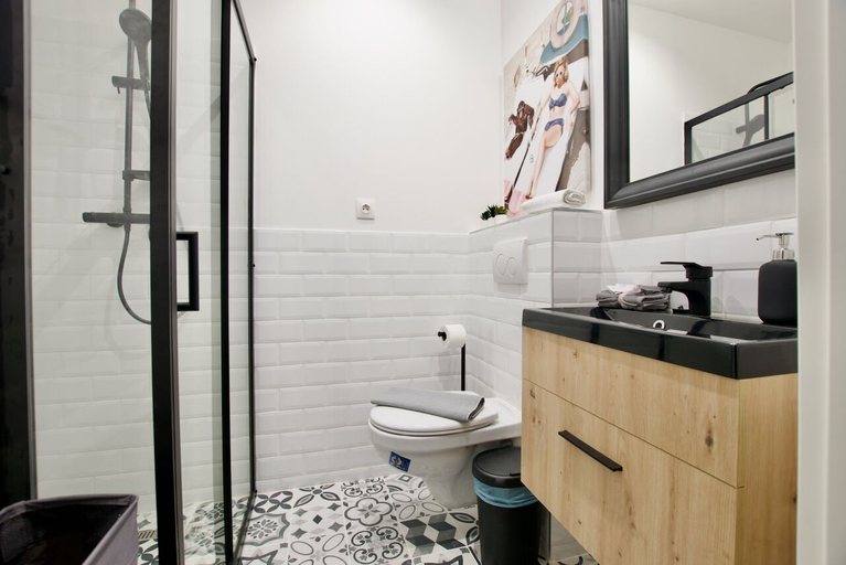 Bathroom 4, Standard Aparmtent by Hi5 - Brody street, Budapesti