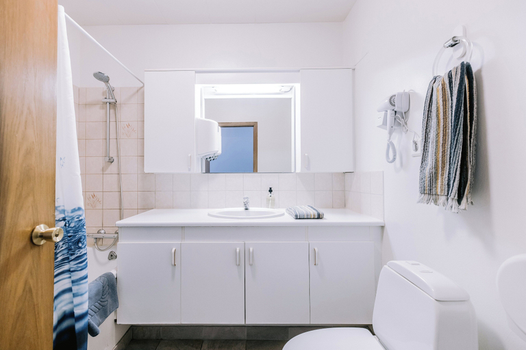 Bathroom 3, Eldá apartments, Skútustaðahreppur