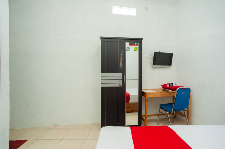 Bedroom 3, RedDoorz Syariah @ Jalan KH. Mas Mansur Lampung, Bandar Lampung
