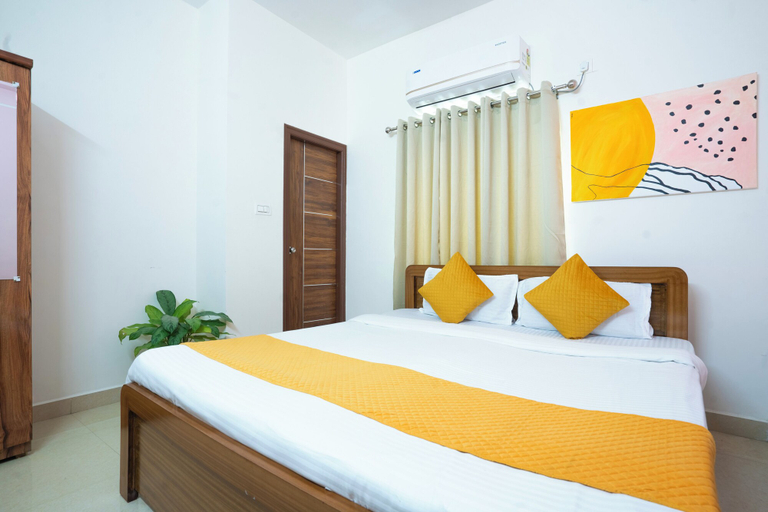 Bedroom 2, Hotel Key Suites Gachibowli, Hyderabad