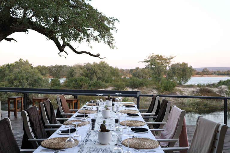 Food & Drinks 3, Zambezi Dusk, Livingstone
