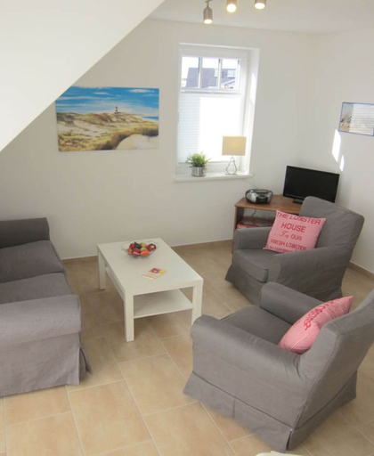 Living area, Apartment Achtern Meer II, Rostock
