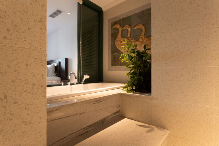Bathroom 3, Cochin Sang Hotel, District 1