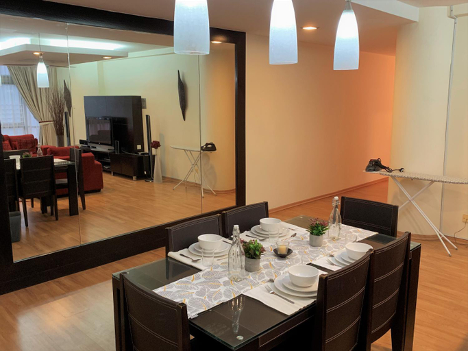 Food & Drinks 3, Bukit Bintang Apartment by Sarah's Lodge @ Fahrenheit88, Kuala Lumpur
