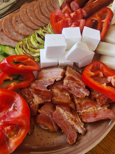 Food & Drinks 4, Flori Haus Saschiz, Saschiz