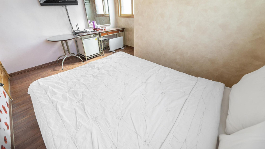 Bedroom 3, Pocheon Bomulsum Pension, Pocheon
