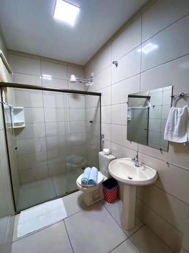 Bathroom 4, Hotel Caranda Eco Ville, Bonito