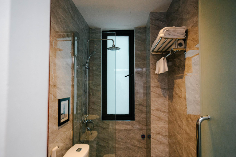 Bathroom 9