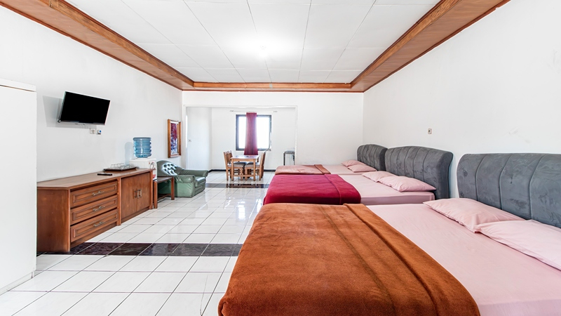 Bedroom 8