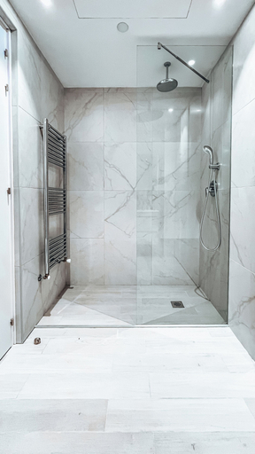 Bathroom, WealthyStays Skyhigh Central