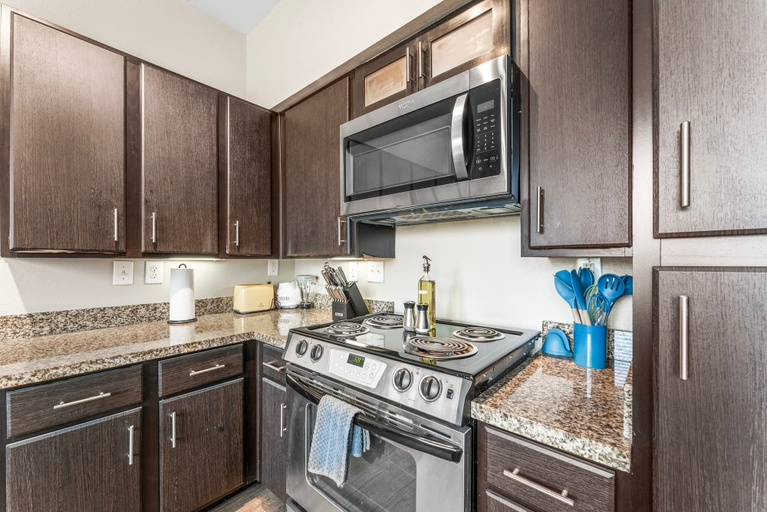 Others 5, Fun Soco 1BR King Suite w Gympickleballlaundry, Travis