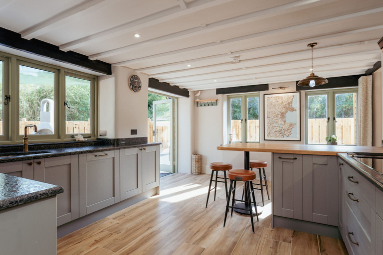 Room 4, Woodpeckers in Marldon, Devon
