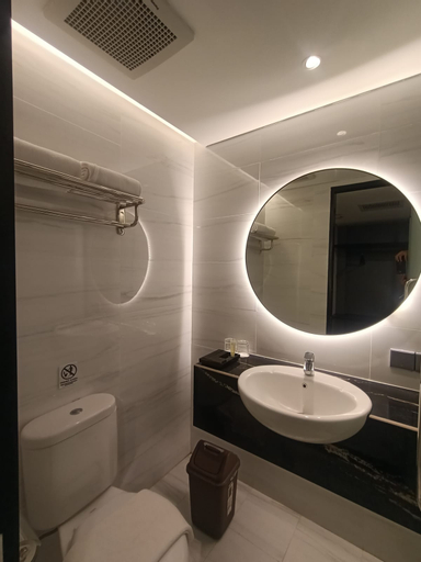 Bathroom 7