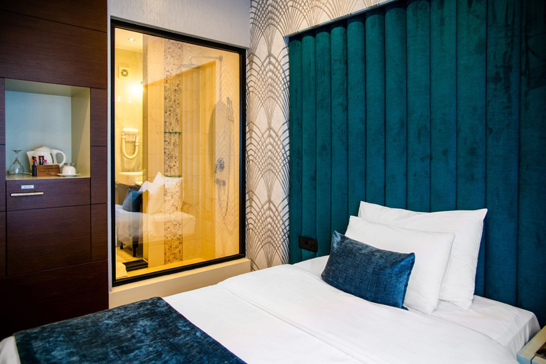 Bedroom 2, Crystal Hotel Belgrade, Belgrade