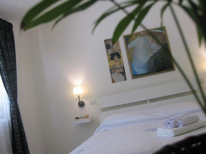 Bedroom 4, B&B Gli Archi Country Home, Lecce