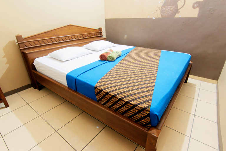 Bedroom 3, Monica Hotel by ZUZU, Yogyakarta