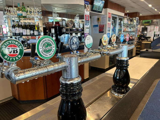 Food & Drinks 5, Woolpack Hotel Tumut, Tumut