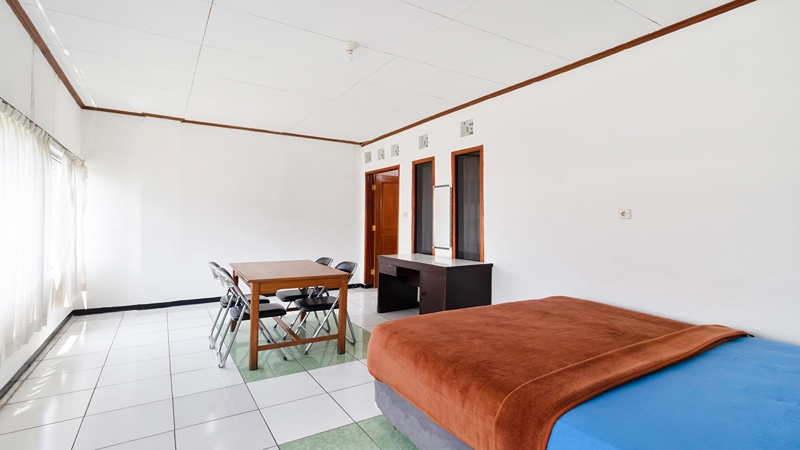 Bedroom 24