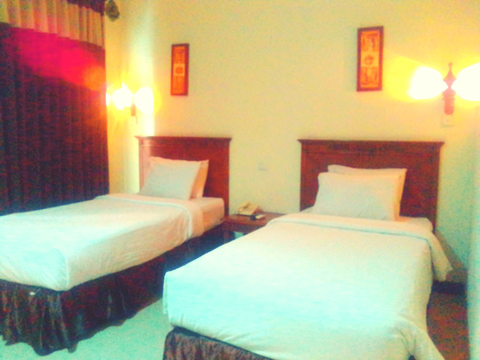 Bedroom 13
