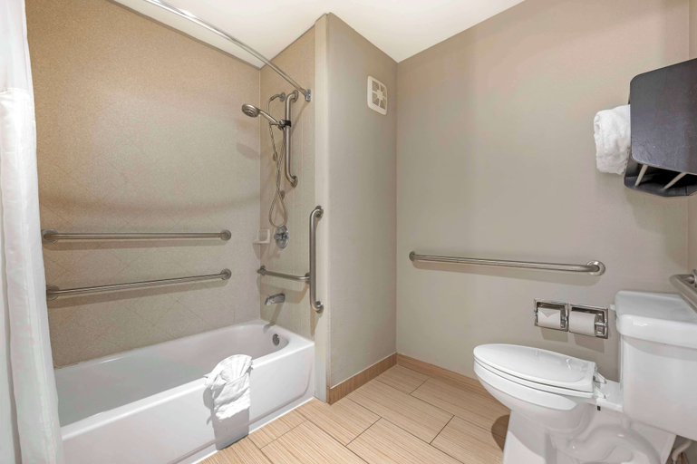 Bathroom 5, Best Western Plus Lafayette Hotel University Area, Tippecanoe
