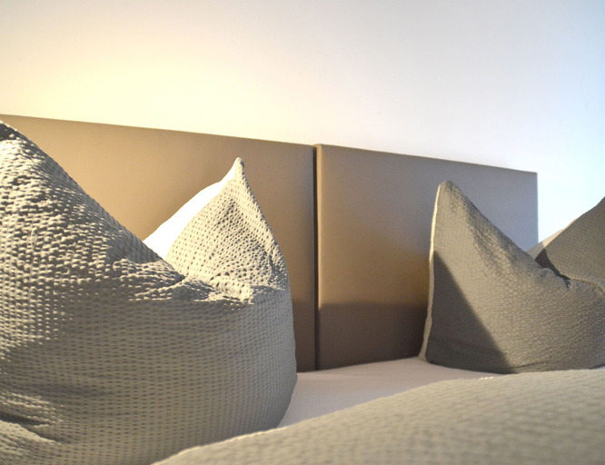 Bedroom 4, Pension Almhof Baumgarten, Berchtesgadener Land