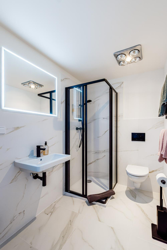 Bathroom 2, VV hotel & apartments, Brno